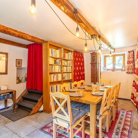 Chalet Maison Pour 8 Pers, Animaux Admis, Parking, Cheminee - Fr-1-263-397